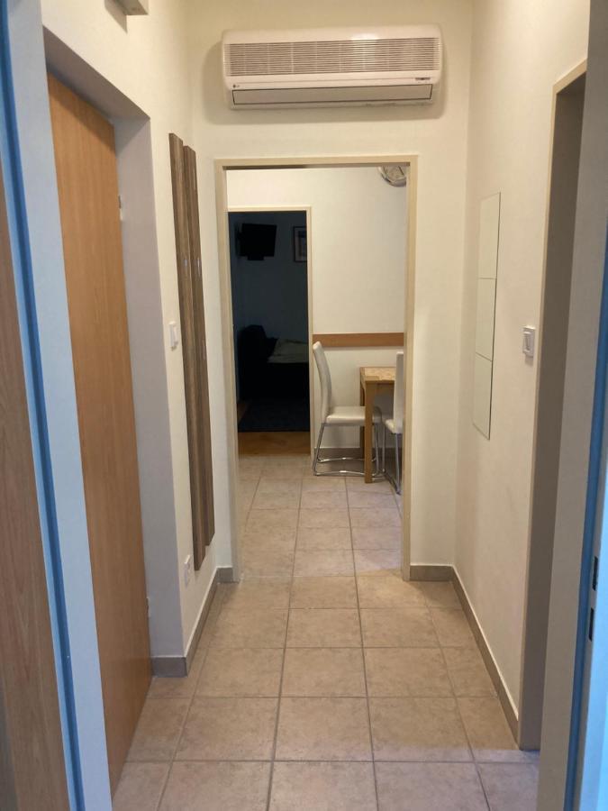 Künszler Apartmanház Zamárdi Esterno foto